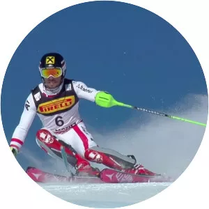 Slalom skiing