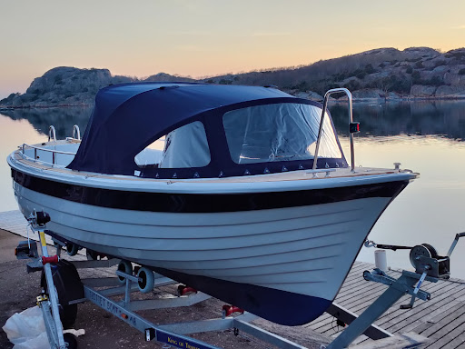 Slottet Boats - Marina in Varvet, Sweden