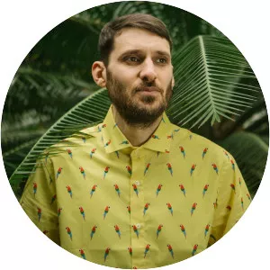 Slow Nomaden - Musical artist