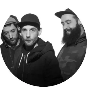 Slow Village - Musical artist