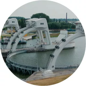 Sluis- en stuwcomplex Hagestein