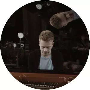 Smiie - Musical artist