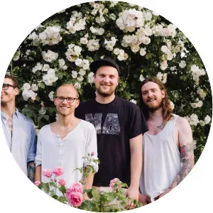 Smile and Burn - Musical group