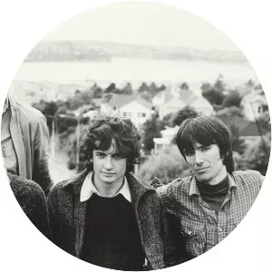 Sneaky Feelings - Pop band