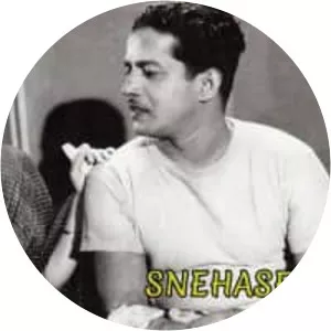 Snehaseema - 1954 ‧ World cinema ‧ 2h 45m