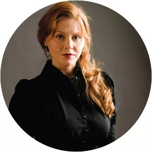 Snezhana Chernova - Actress