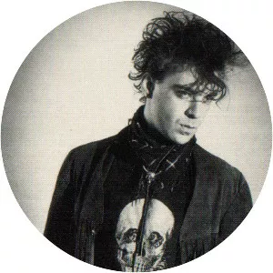 Snowy Red - Musical artist