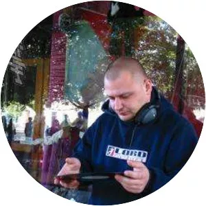 Snuz - Musical group