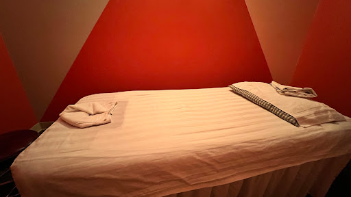 SO RELAX MASSAGE - Reflexologist in Elk Grove, California