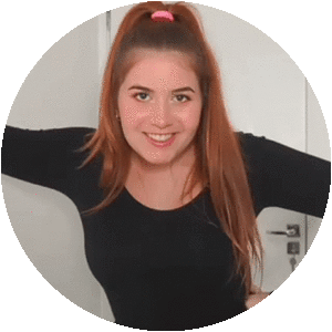 Sofia Santino - YouTuber