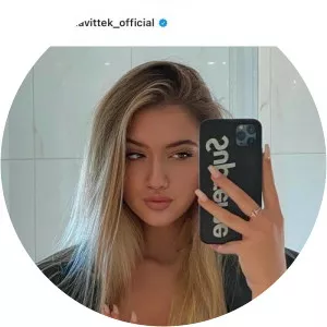 Sofia Zara Vittek photograph