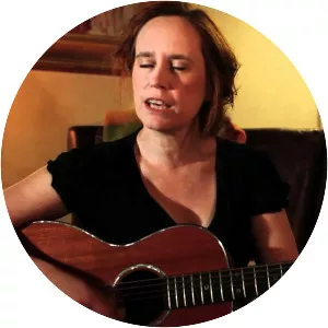 Sofie Livebrant - Musical artist