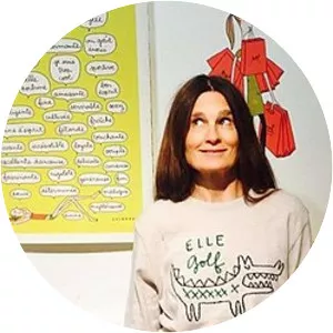 Soledad Bravi - Visual artist