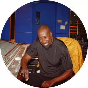 Solomon Roberts, Jr. Musician