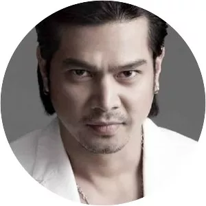 Somchai Kemglad - Thai actor