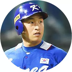 Son Ah-seop - South Korean professional baseball player