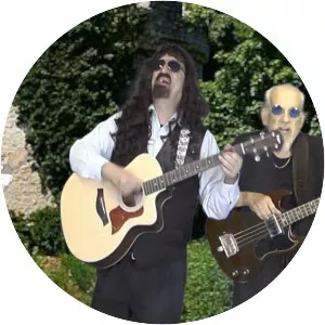 Songwriter X and the Skeleton Band - 