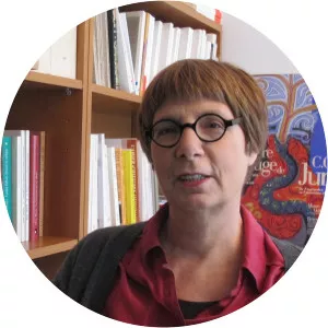 Sonia Combe - Historian