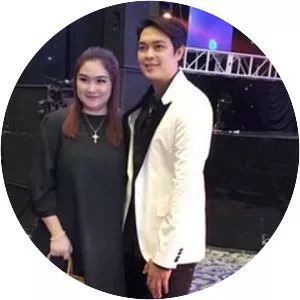 Sonya Prischillia Wattimena photograph