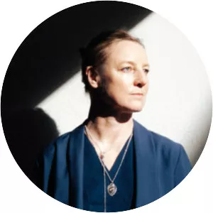 Sophie Lovell - Author