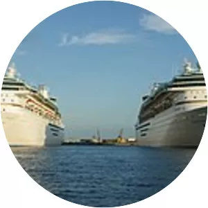 Sovereign-class cruise ship