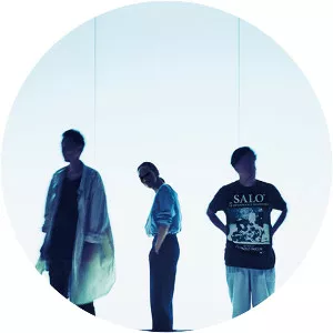 Spangle call Lilli line