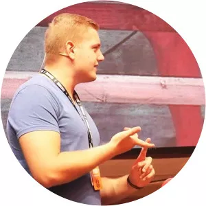 SparkofPhoenix - YouTuber