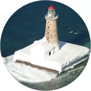 Spectacle Reef Light