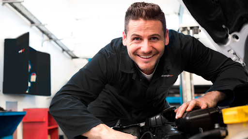 Speedy Bilservice Haninge - Auto machine shop in Sweden