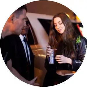 Spinee - Musical artist