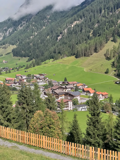 St.Leonhard im Pitztal Innerwald - Bus stop in Austria