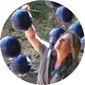 Stacy Levy - Sculptor