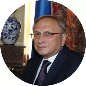 Stanislav Osadchiy - Diplomat