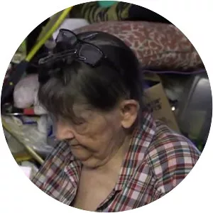 Stanks & Anne - Hoarders: Season 9, Episode 2