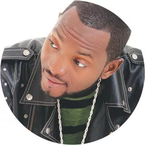 Starn Da Industry - Singer