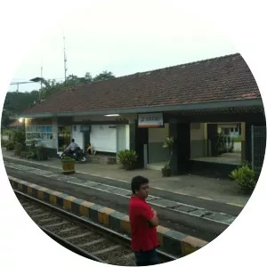 stasiun sukatani