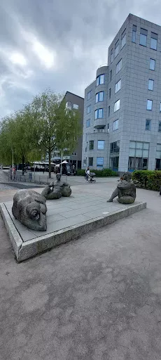 Statue by Lena Lervik - Cultural landmark in Stockholm, Sweden