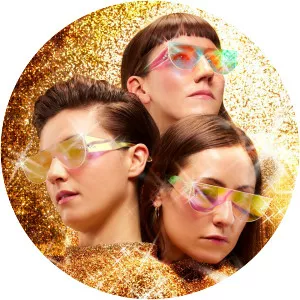 Stealing Sheep - Pop band