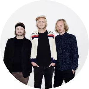 Steaming Satellites - Musical group