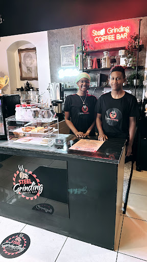 STEEL Grinding Coffee Bar 