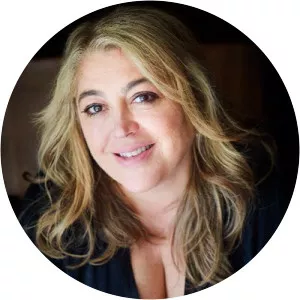 Stefani Scamardo - DJ ‧ Warren Haynes' wife