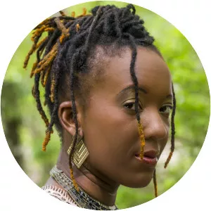 Stella Gonis - Musical artist