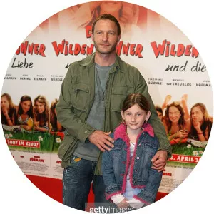 Stella Kretschmann - Thomas Kretschmann's daughter