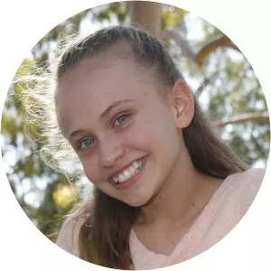 Stella Shute - Actress