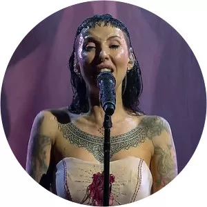 Stellar Perry - Singer