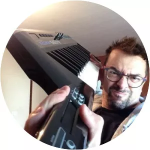 Stéphane Escoms - Musical artist