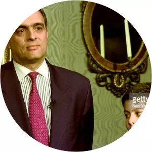 Stephanie Glakas-Tenet - Author ‧ George Tenet's wife