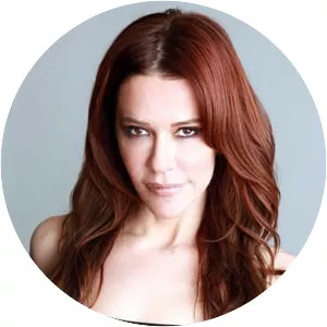 Stephanie Pettee - Actress