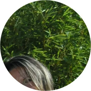 Stéphanie Pin - Actress