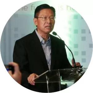 Stephanie Riady - James Riady's daughter